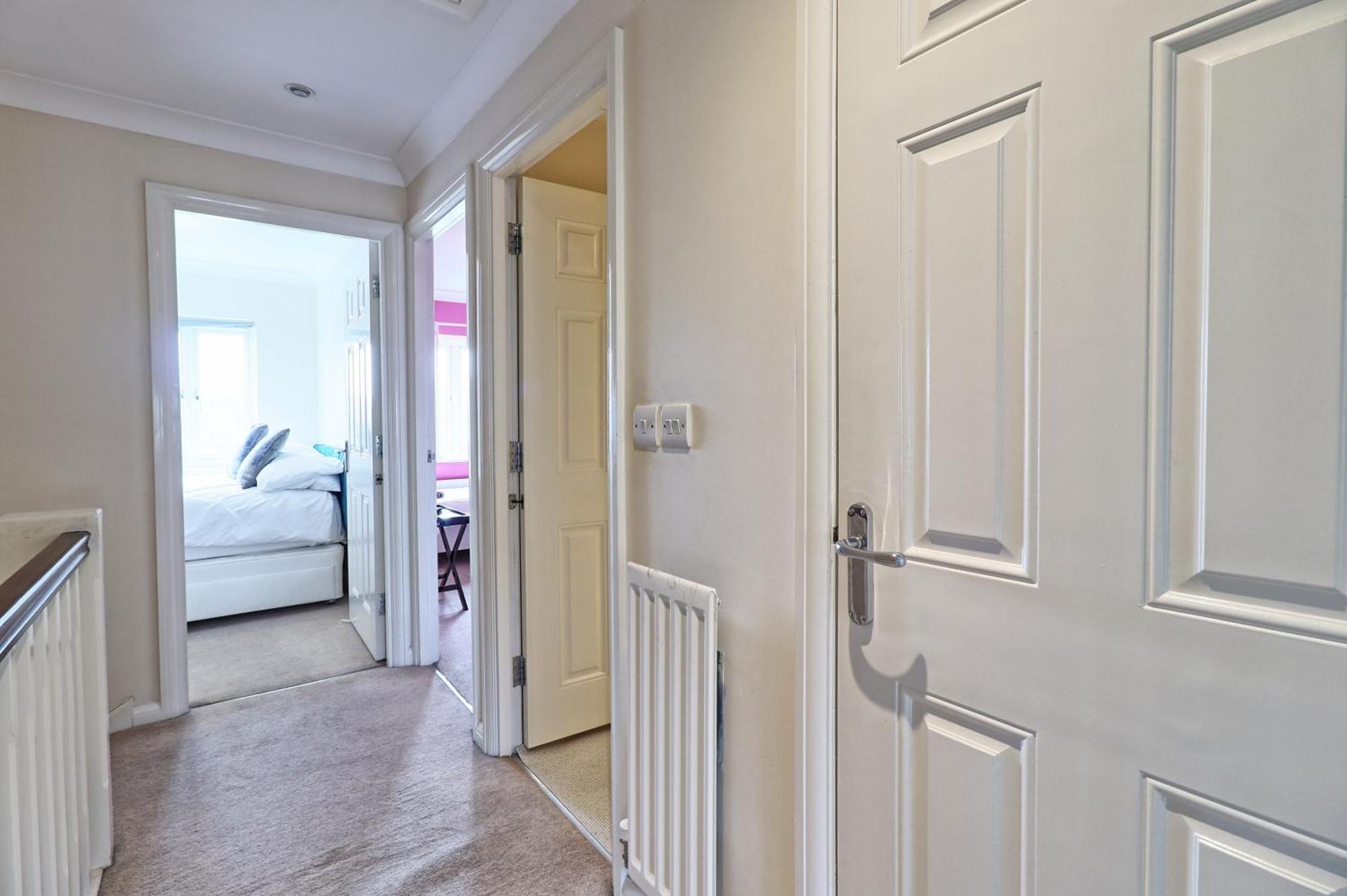 By Buildersbeds - Paignton House 4 Bedrooms Harold Wood Buitenkant foto