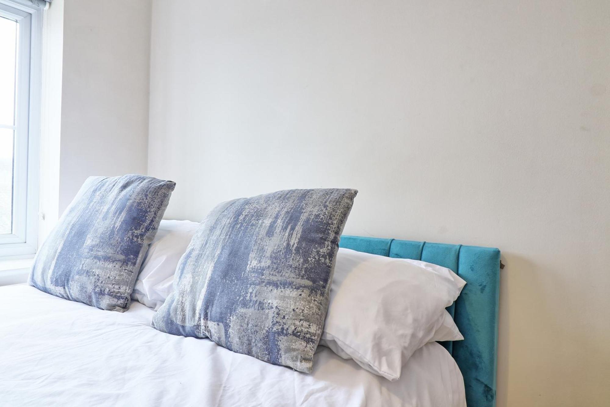 By Buildersbeds - Paignton House 4 Bedrooms Harold Wood Buitenkant foto