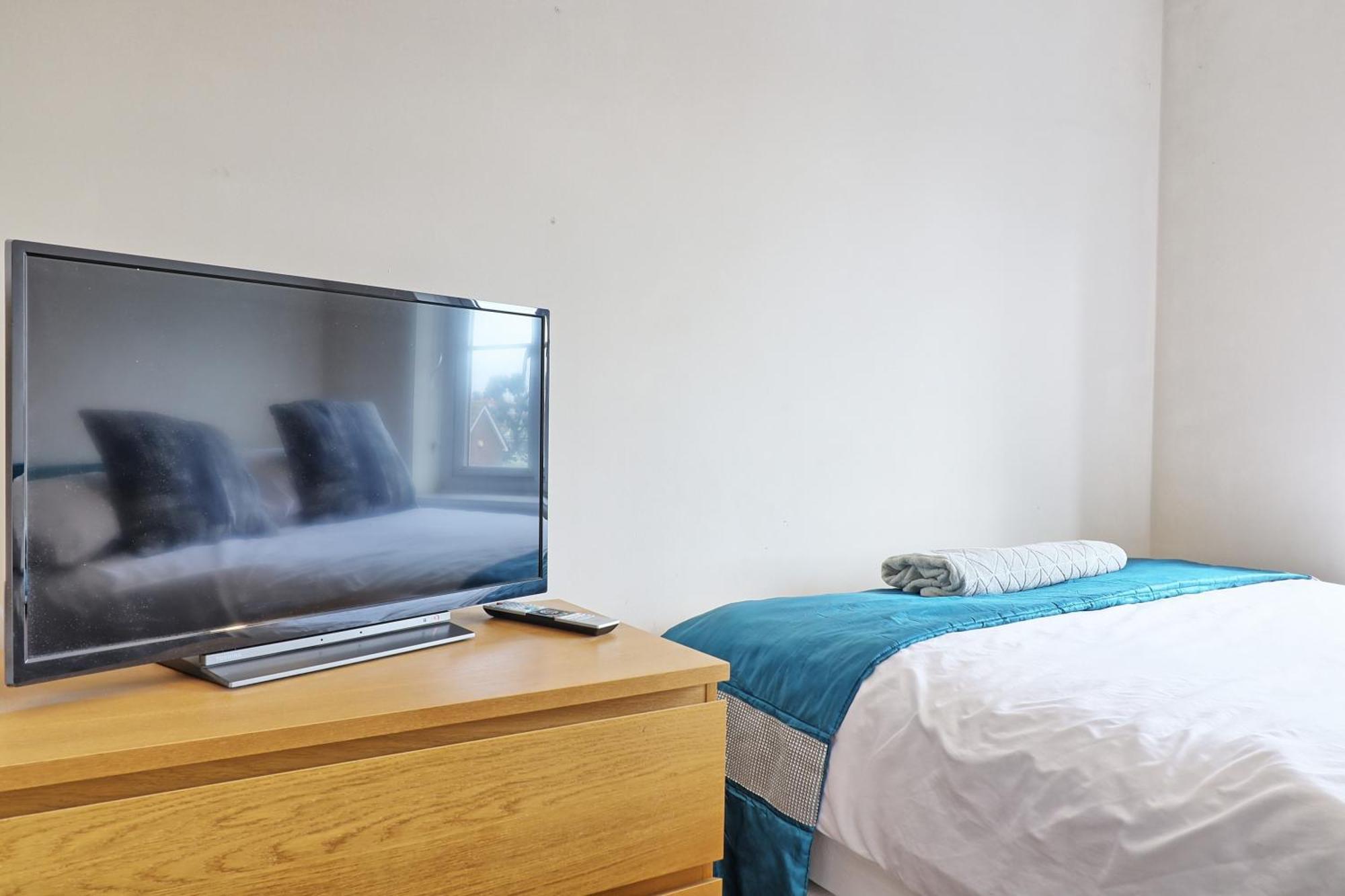 By Buildersbeds - Paignton House 4 Bedrooms Harold Wood Buitenkant foto