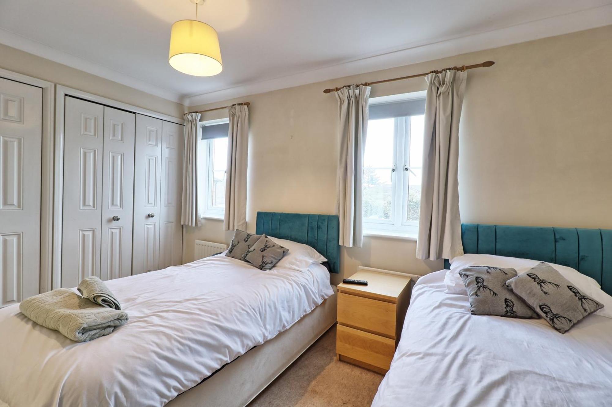 By Buildersbeds - Paignton House 4 Bedrooms Harold Wood Buitenkant foto