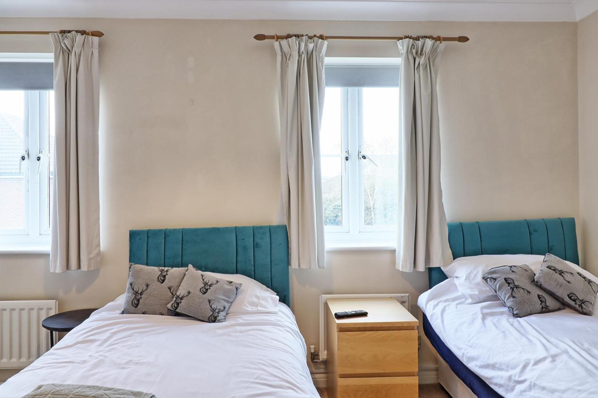 By Buildersbeds - Paignton House 4 Bedrooms Harold Wood Buitenkant foto