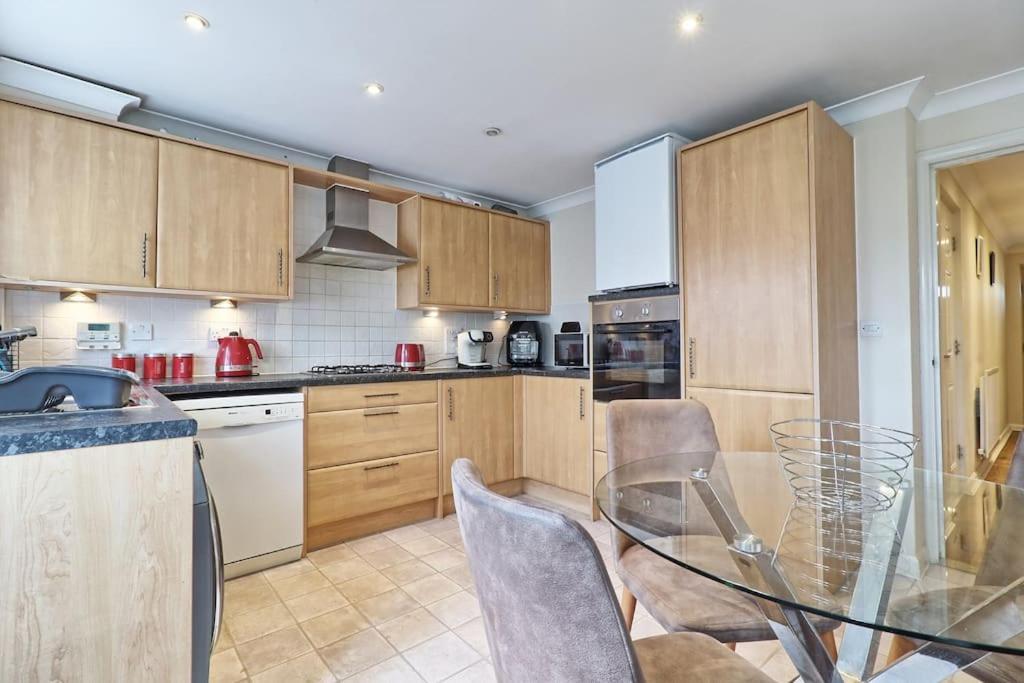 By Buildersbeds - Paignton House 4 Bedrooms Harold Wood Buitenkant foto